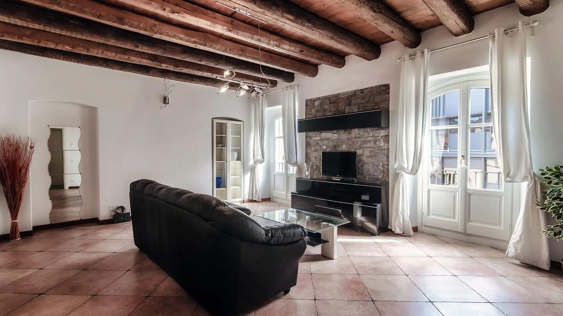 Cielo Apartment By Quokka 360 - In The Centre Of Como 0*,